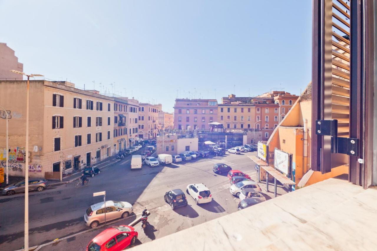 Porta Portese Colorful Flat Rome Exterior photo
